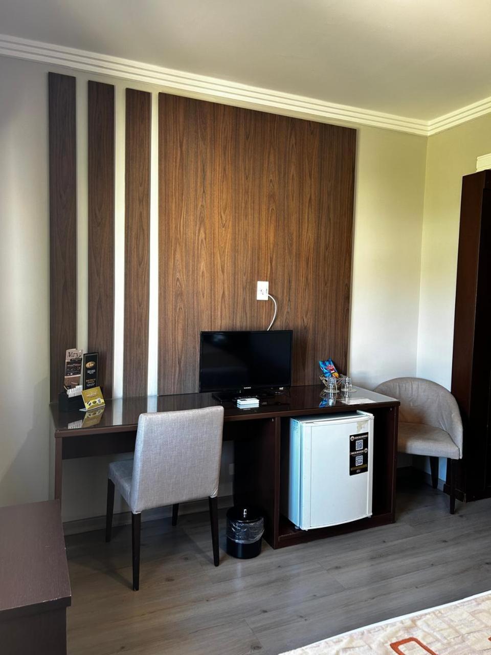 Class Hotel Guaxupe Luaran gambar