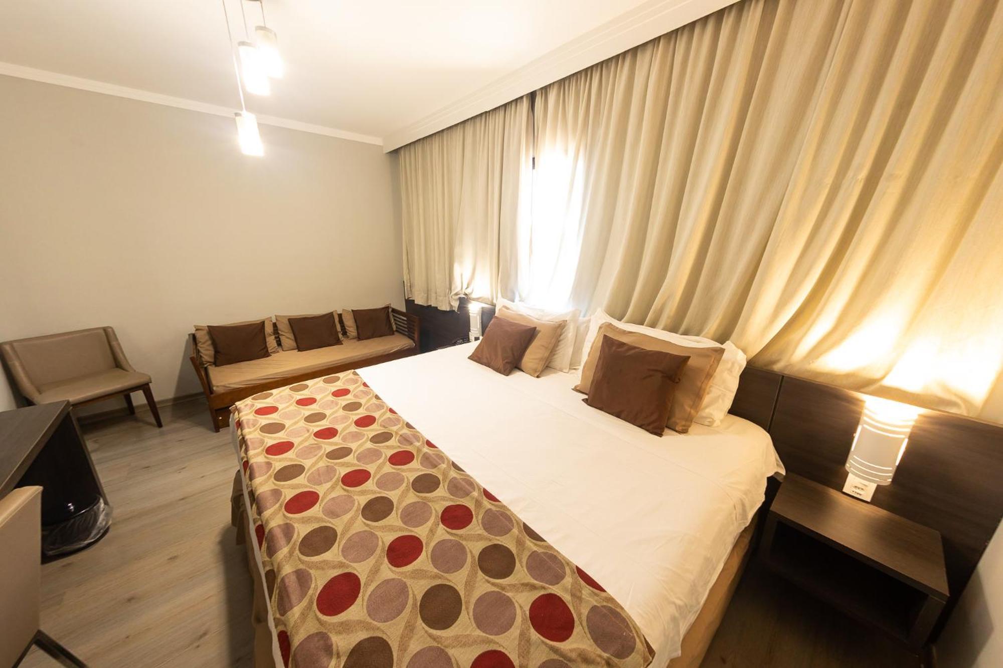 Class Hotel Guaxupe Luaran gambar