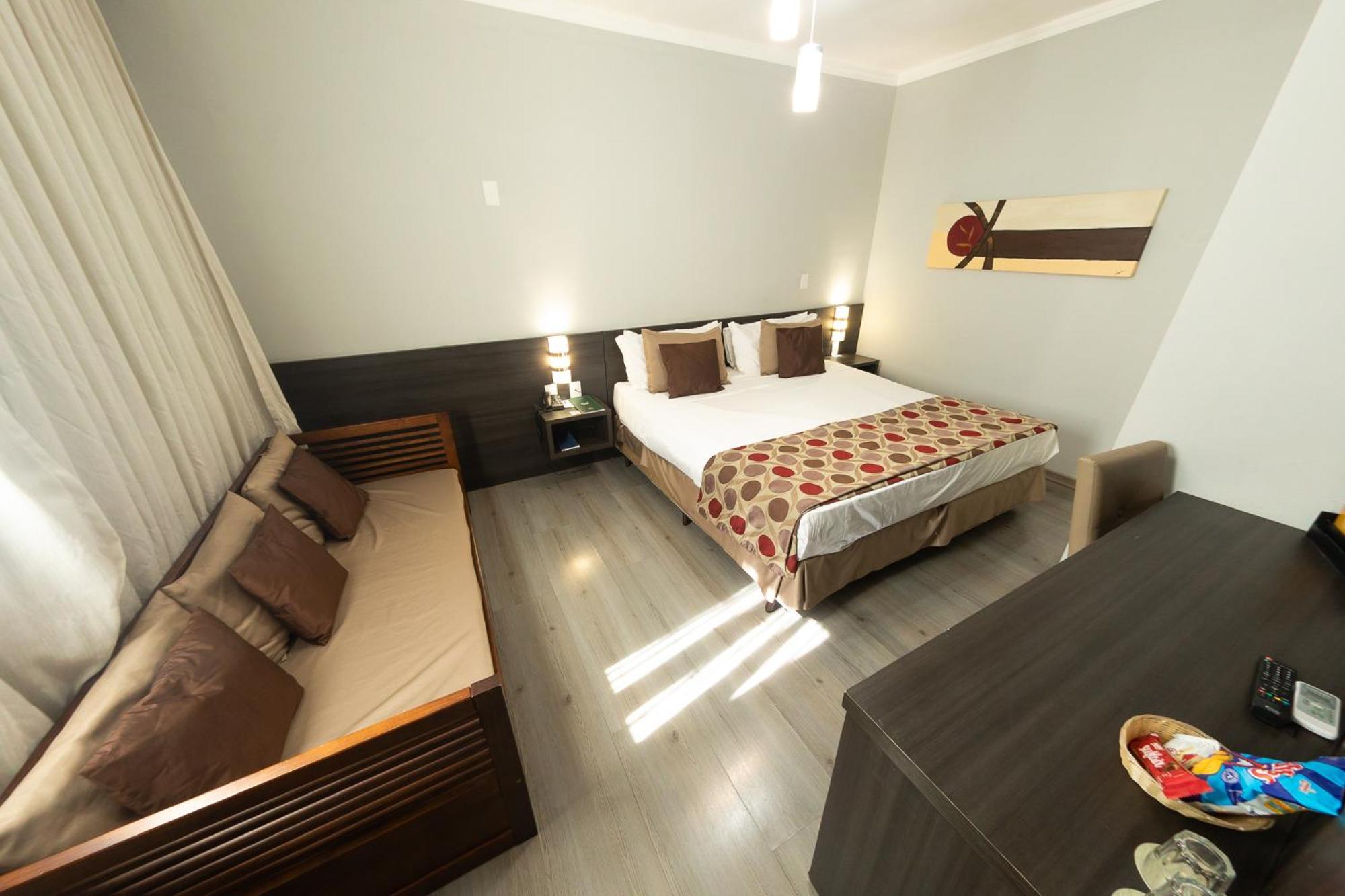 Class Hotel Guaxupe Luaran gambar